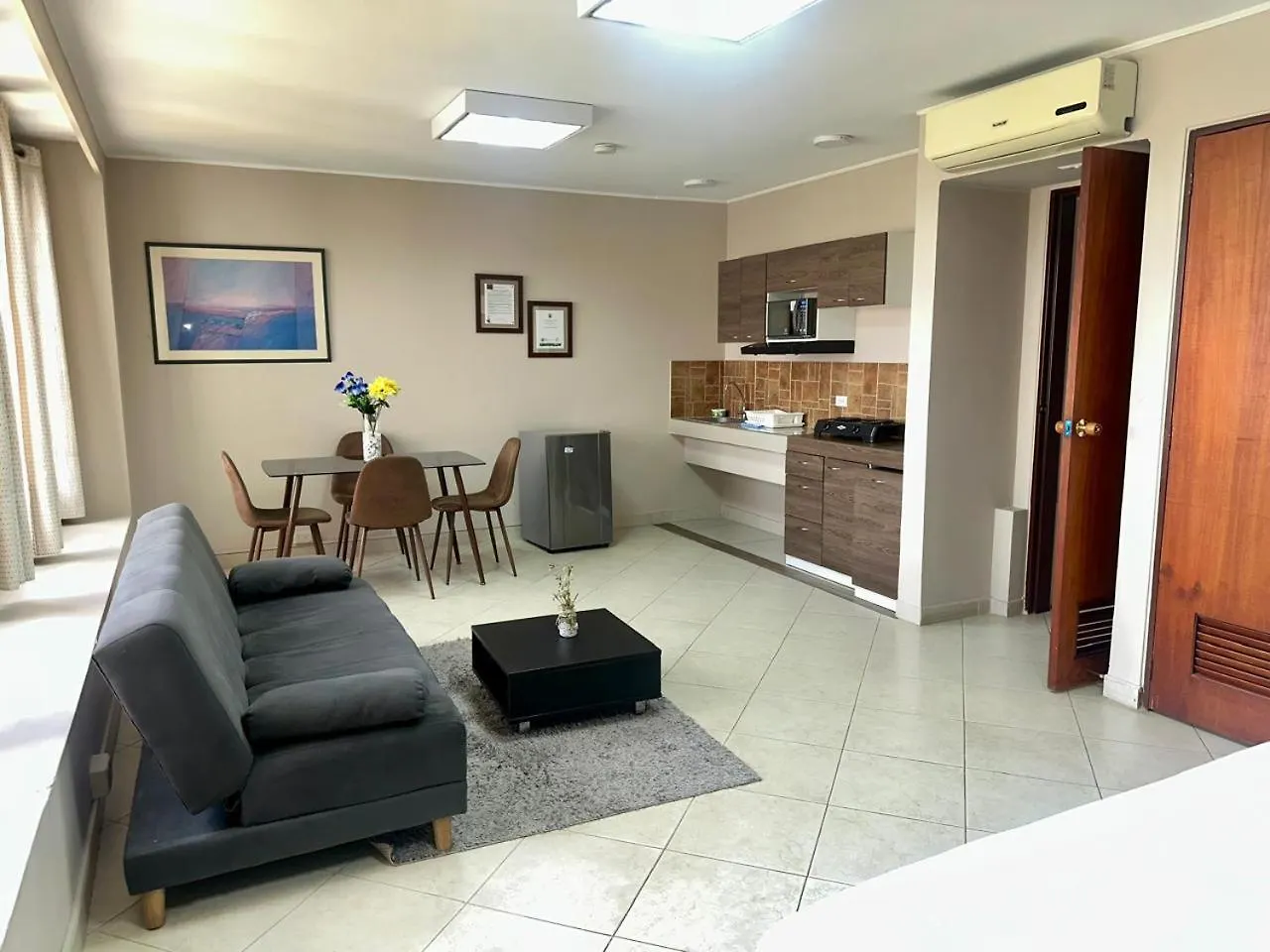 Apartaestudios - Torre De Cali 0*,  Colombia