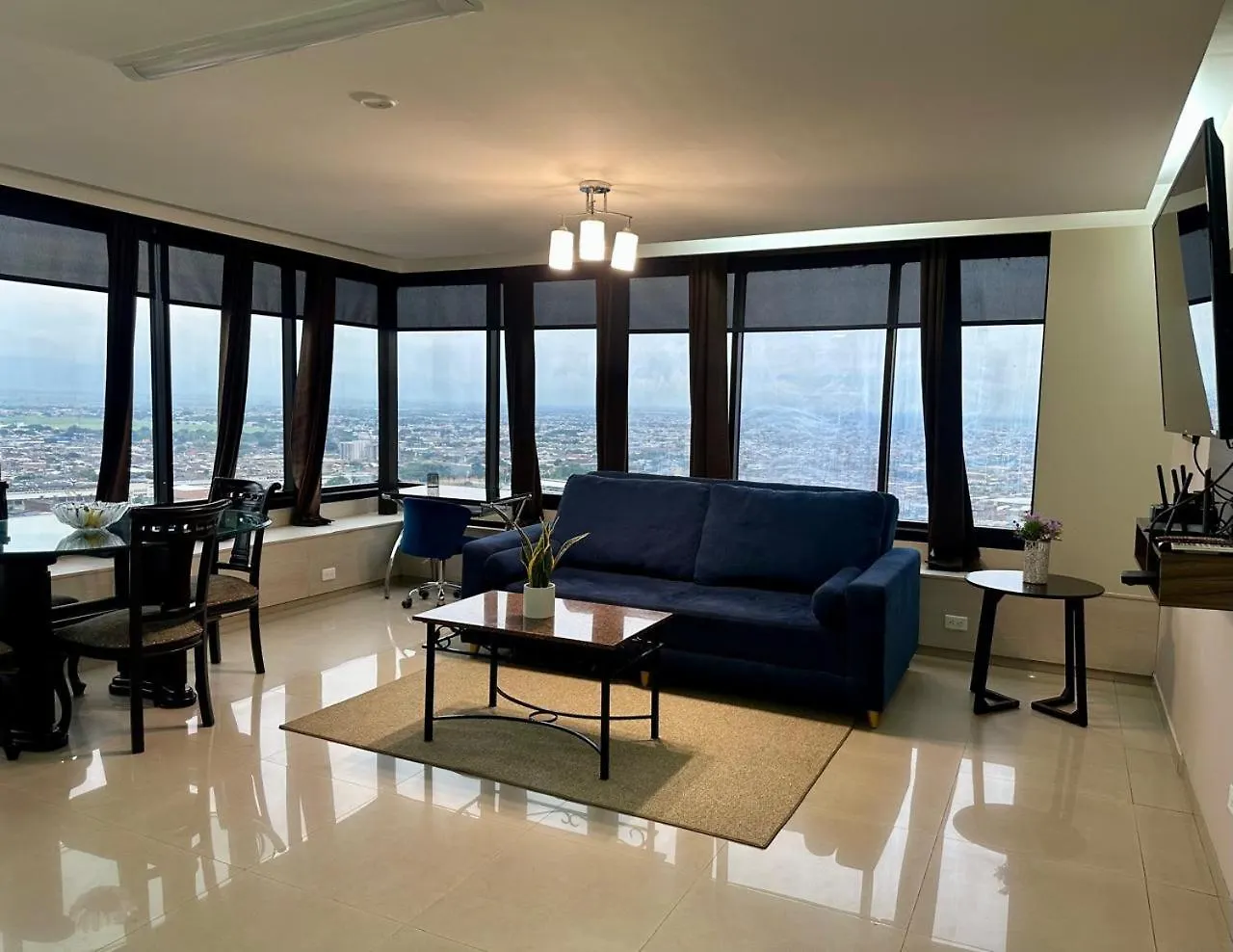 Apartaestudios - Torre De Cali 0*,  Colombia