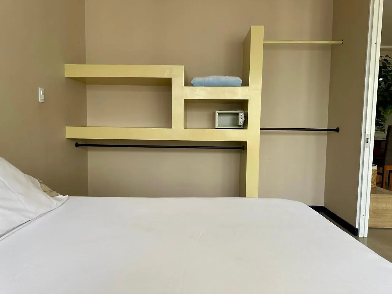 Apartaestudios - Torre De Cali Apartment